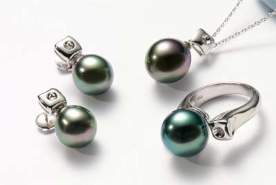 Solitaire Jewel Gala索儷泰登陸上海        首屆珠寶展即將舉行點(diǎn)擊圖片進(jìn)入下一頁