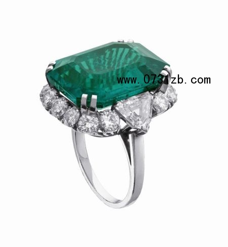 寶格麗寶石戒指&mdash;&mdash;伊麗莎白-泰勒的私人收藏