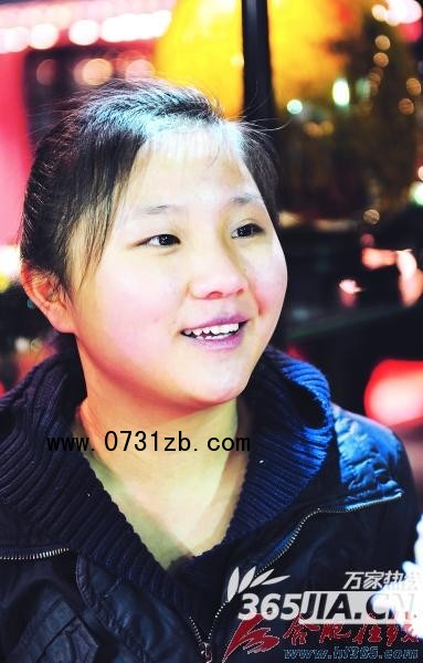 港姐臺(tái)妹珠寶展上覓商機(jī) 誓把臺(tái)灣七彩玉推廣到合肥