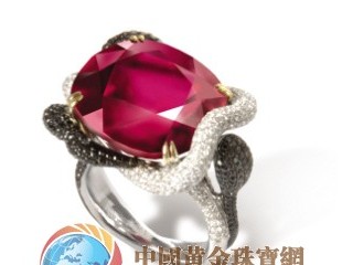 珠寶設(shè)計(jì)師劉斐讓珠寶講故事