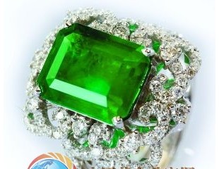 幾十元樹脂變琥珀賣數(shù)千元 彩色寶石產(chǎn)品貓膩多