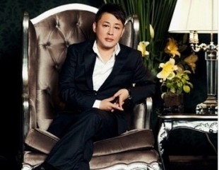 萬(wàn)子紅作為珠寶行業(yè)標(biāo)桿企業(yè)家 亮相博鰲亞洲論壇