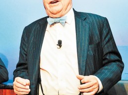 當前黃金不要買也別急著賣 美國投資大師來長分享經(jīng)驗