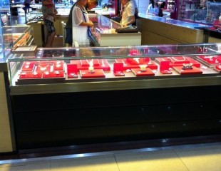 ?？谙M市場節(jié)后后勁十足 馬年生肖黃金飾品走俏