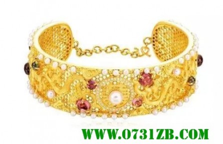 珠寶行業(yè)“亂像”叢生？ 金飾掉色還被磁鐵吸附？孰真孰假告訴你