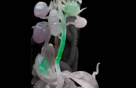 『百年好合——胡焱榮翡翠藝術(shù)展』暨捐贈(zèng)儀式