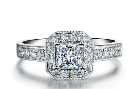 鉆石現(xiàn)在多少錢