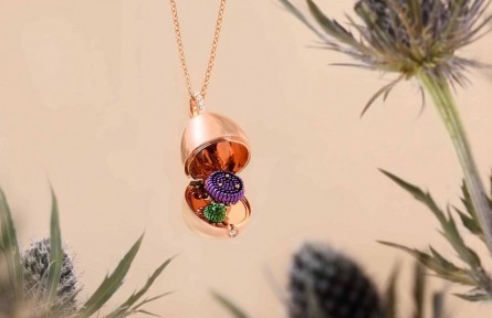 Laings推出法貝熱（Fabergé）合作款薊花驚喜彩蛋吊墜