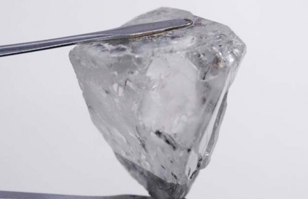 安哥拉 Lulo 礦區(qū)新發(fā)現(xiàn)一顆160ct鉆石原石