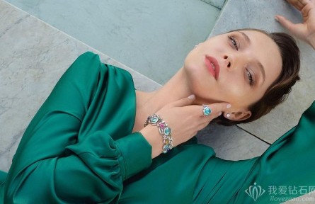 Gübelin 推出 Grace of the Sea Anemone 系列：帕拉伊巴碧璽