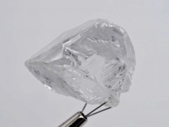 安哥拉 Lulo 礦區(qū)新發(fā)現(xiàn)一顆113ct鉆石原石