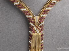 佳士得巴黎珠寶拍賣亮點，25.40ct墊形鉆石，梵克雅寶Zip項鏈