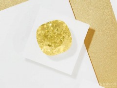 彩鉆怎么選？彩鉆選購(gòu)標(biāo)準(zhǔn)和白鉆一樣嗎？