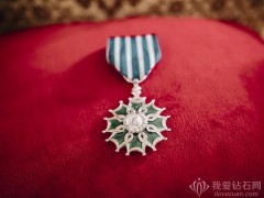 珠寶藝術(shù)家 Cindy Chao 獲頒法國藝術(shù)與文學(xué)騎士勛章