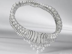 梵克雅寶“White Diamond Variations”高級(jí)珠寶：鉆石變奏曲
