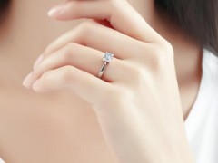 18K白金鉆戒會掉色嗎 18K白金鉆戒為什么掉色