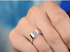 一枚男士白金戒指價(jià)格多少錢