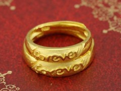 彩金和黃金哪個(gè)上檔次？ 結(jié)婚戒指買(mǎi)彩金好還是黃金好？