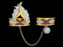 Liv Ballard同名作品：古羅馬風(fēng)格黃金珠寶