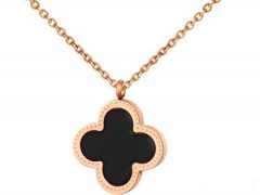 四葉草項(xiàng)鏈的含義 送女生四葉草的含義