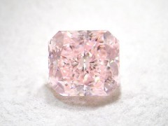 天價(jià)粉鉆演繹頂級(jí)品牌