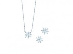 蒂芙尼優(yōu)雅風(fēng)格臻品溫情獻(xiàn)禮母親節(jié)