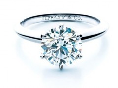 蒂芙尼t(yī)iffany訂婚鉆戒 追求極致華美方可獨具光芒