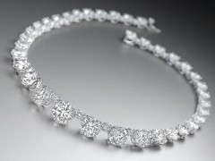 香港蘇富比2012年秋季拍賣會珠寶及翡翠首飾珍賞