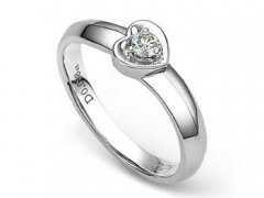 我愛(ài)鉆石網(wǎng)9月新推鉆戒圖片賞析