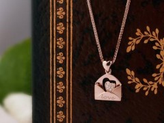 戴夢得鉆石吊墜的選購指南