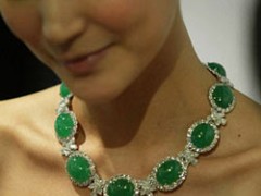 如何挑選A貨翡翠項(xiàng)鏈