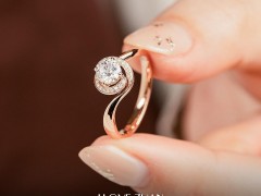 k金戒托的優(yōu)勢是什么？為什么鉆戒很多都是k金戒托？