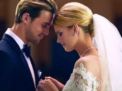 結婚買對戒還是鉆戒，結婚戒指怎么買？