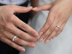 結婚鉆戒買多大的合適？一般人適合購買的結婚鉆戒大小