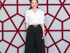 戴比爾斯珠寶相伴詠梅璀璨出席電影首映禮