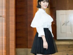 伯爵珠寶相伴沈月現(xiàn)身發(fā)布會 展現(xiàn)年輕風(fēng)采