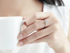 鉑金戒指一般多少錢(qián)？ 鉑金求婚鉆戒價(jià)格查詢(xún)