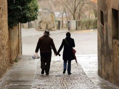 爸媽結婚紀念日送什么合適 父母結婚紀念日送什么禮物好