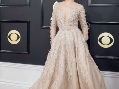 張靚穎出席格萊美頒獎禮 精心搭配伯爵珠寶盡顯東方之美