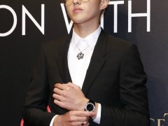 吳亦凡榮膺2016GQ年度人物盛典最具實(shí)力偶像 搭配寶格麗珠寶盡顯從容