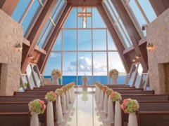 教堂舉行婚禮新人穿著有什么講究?