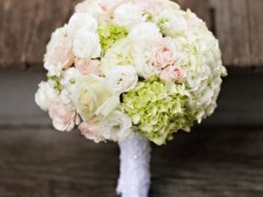 哪些手捧花適合婚禮中的新娘子