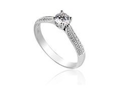 最新克拉鉆戒的款式