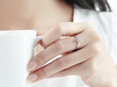 鉑金材質(zhì)會(huì)掉色嗎 鉑金材質(zhì)好不好