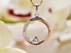 彩金首飾和黃金首飾哪個比較貴