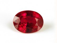 紅寶石價格是多少？什么是鴿血紅寶石？