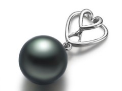 如何鑒別黑珍珠的好壞