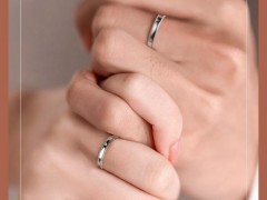 結(jié)婚鉆戒是買一個還是一對？結(jié)婚鉆戒買幾個？