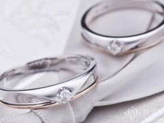 結(jié)婚對戒定制還是買現(xiàn)成的