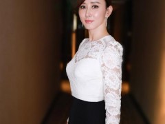 胡靜攜手玳美雅珠寶亮相“國(guó)劇盛典”